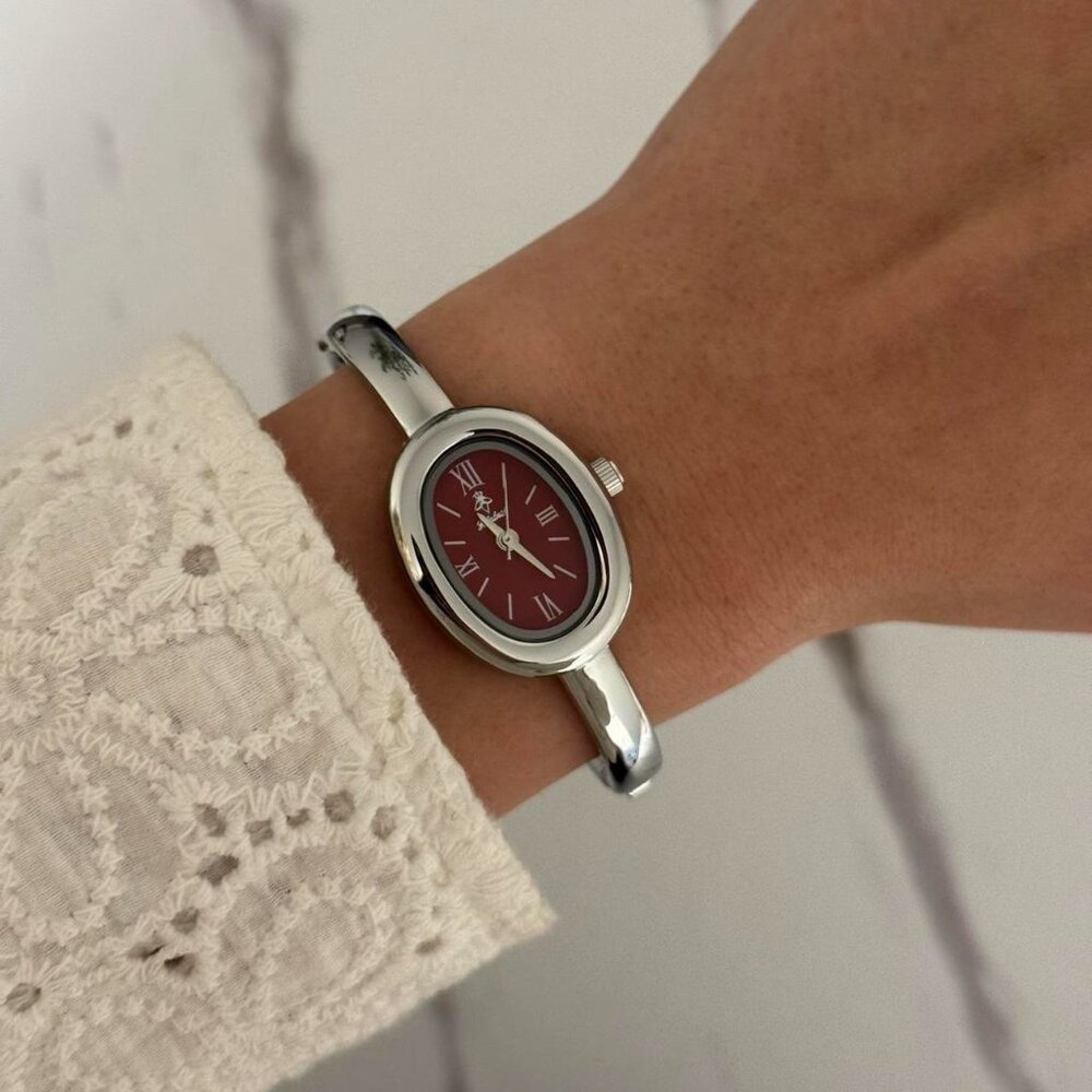 SKU:0405 Silver burgundy red mini watch silver bracelet +‎ gift box Vintage vibe